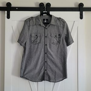 Mens Short Sleeve Button Down Shirt | Size Large